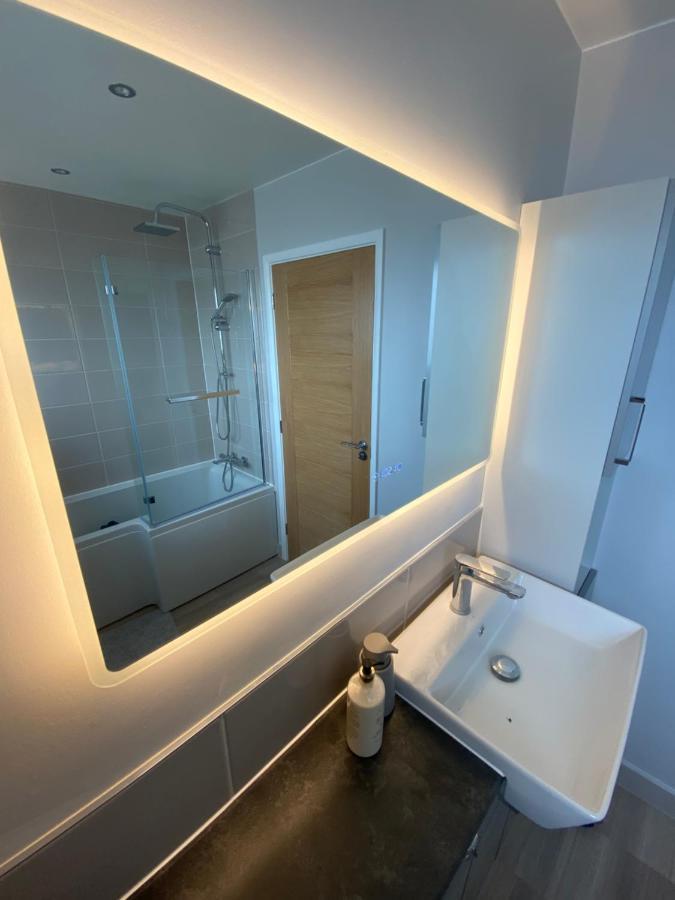 Luxury Recently Renovated 3 Bedroom Home In Sandwich Kent Exteriér fotografie
